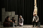 نمایش بیگانه در آتش