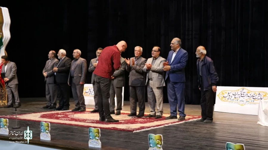 تجلیل از برترین ها و فعالین تئاتری استان اردبیل/ عکاس: محمد رضا باوفا
