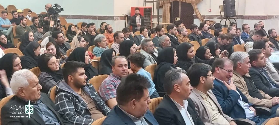 اختتامیه جشنواره تئاتر طنز شادمانه