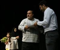 سلمان شفیعی کارگردان نمایش «کاغذ کثیف»:

برگزاری جشنواره پانتومیم زمینه‌ساز تشویق هنرمندان در شهرستان ها است