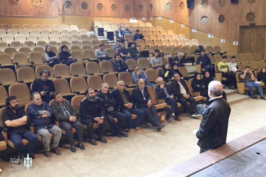 حضور علی نیکزاد در تمین نمایش شاه اسماعیل