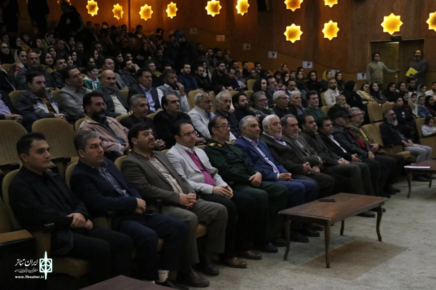 اختتامیه جشنواره تئاتر استان اردبیل/عکاس: طاهر حضرتی