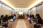 نشست هنرمندان تئاتر استان اردبیل با کاظم نظری/ عکس: محمدرضا باوفا و بهناز عظیمی