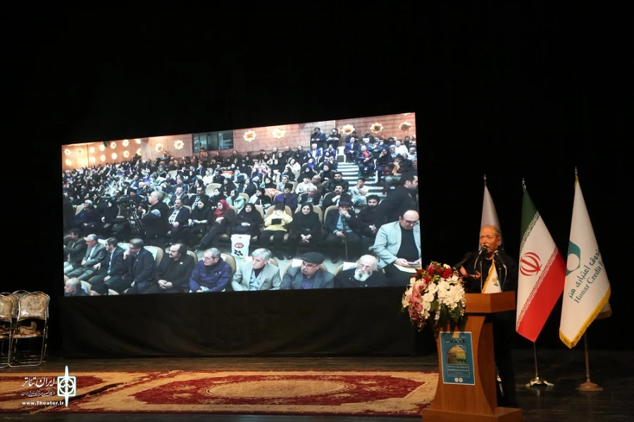 استاد علی نصیریان در همایش تجلیل از نامداران اردبیل/عکاس: طاهر حضرتی