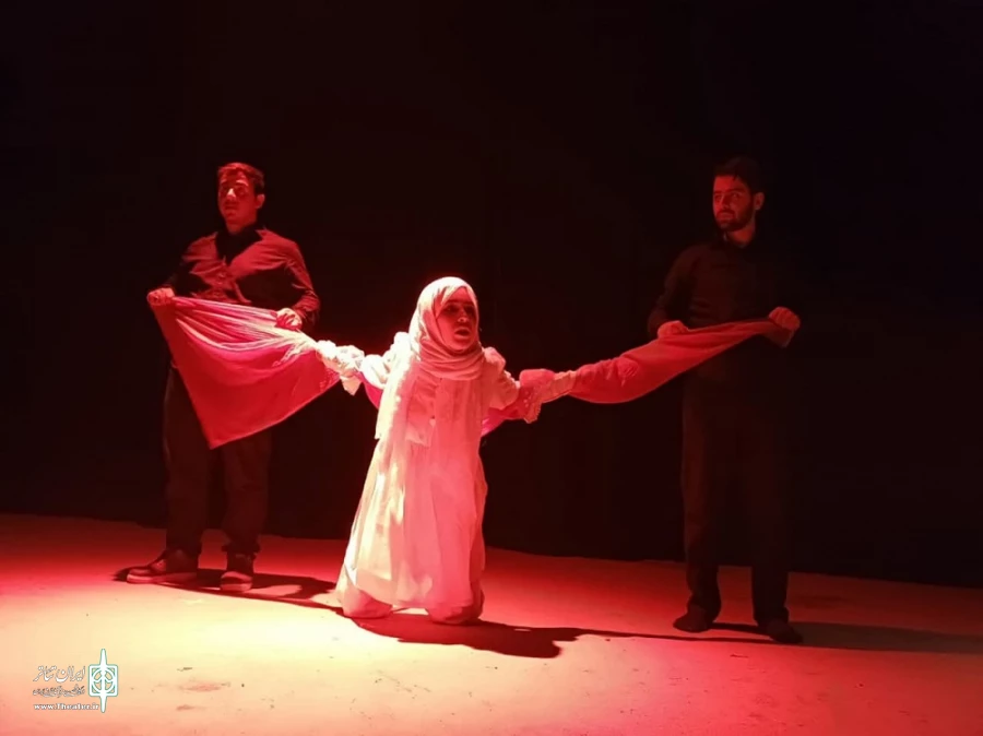 نمایش نی انبون سرخ در مشگین شهر