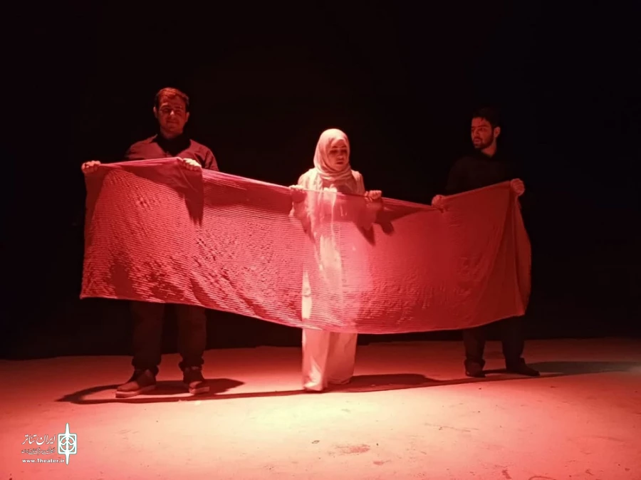 نمایش نی انبون سرخ در مشگین شهر