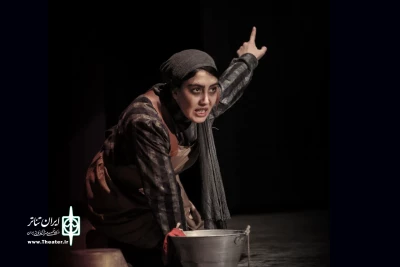 توسط گروه تئاتر آران هنر مغان:

«بی نهایت رفتن» نمایش برگزیده جشنواره افرا در پارس آباد اجرا شد