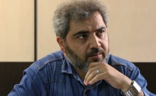 اتابک نادری، هنرمند اردبیلی؛

جایزه بهترین بازیگر مرد بخش نمایش های تلویزیونی جشنواره تئاتر فجر را دریافت کرد