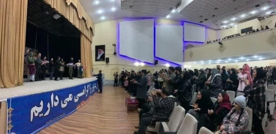 هم‌زمان با دهه فجر انقلاب اسلامی:

نمایش «من هزار و یک شب زنده ام» در تالار اندیشه مشگین‌شهر اجرا شد