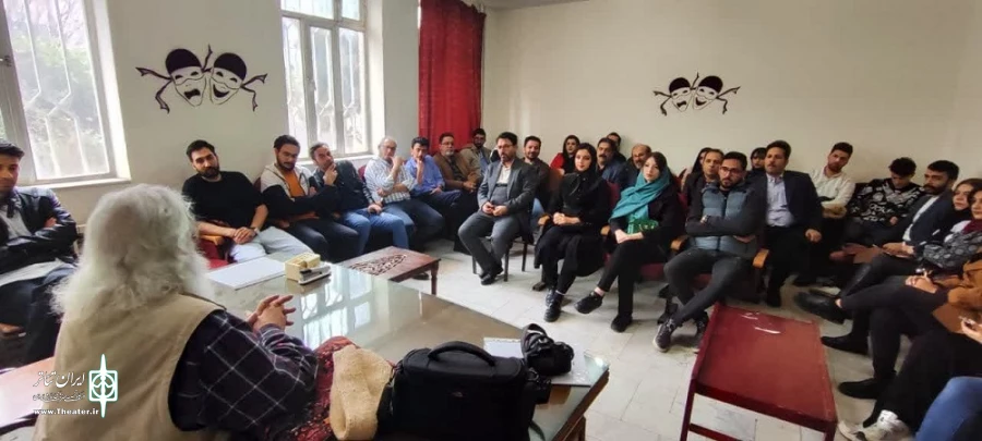 نشست تئاتری در مشکین شهر