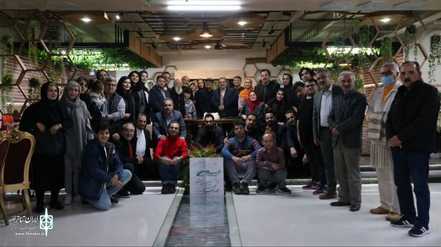 دورهمی هنرمندان تئاتر استان اردبیل