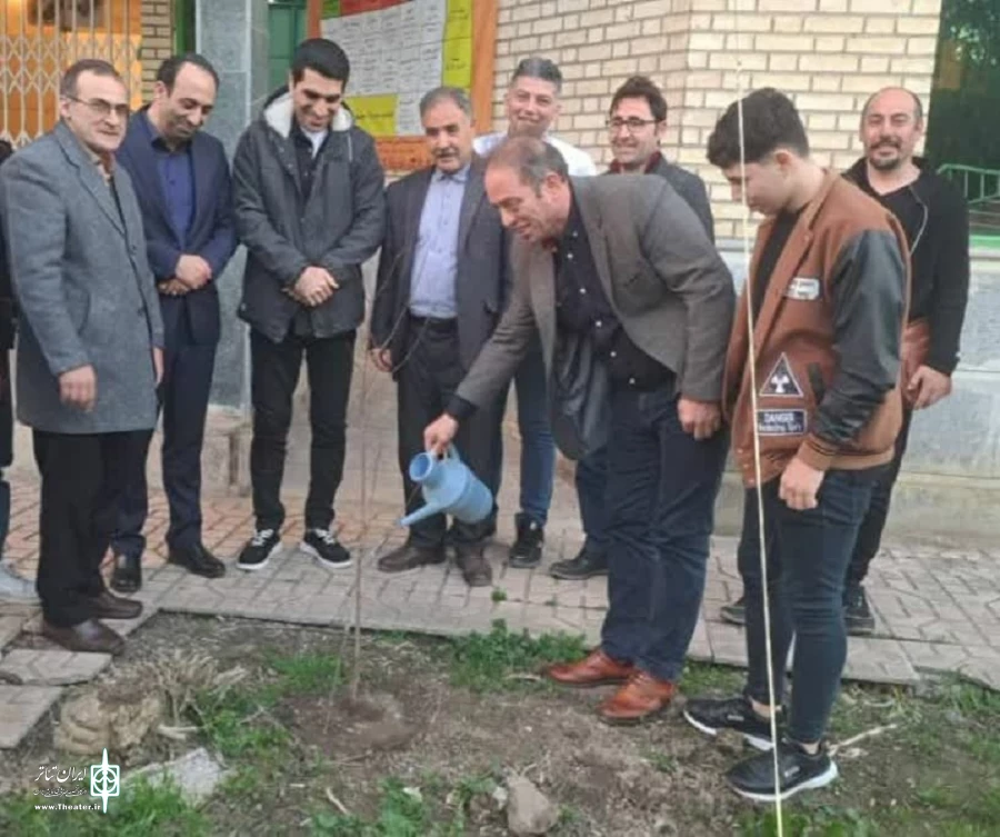 بزرگداشت روز جهانی تئاتر و روز ملی هنرهای نمایشی در شهرستان های استان اردبیل