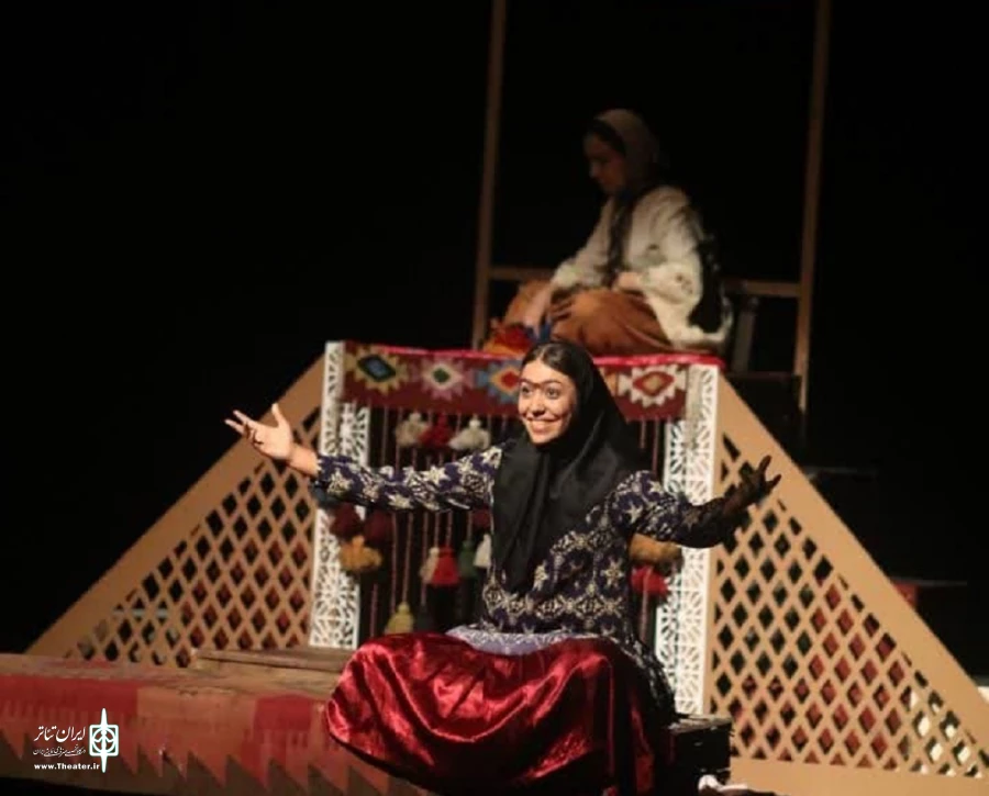 نمایش ترانه تلخ تارا