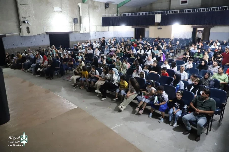 نمایش آخماق تولکی