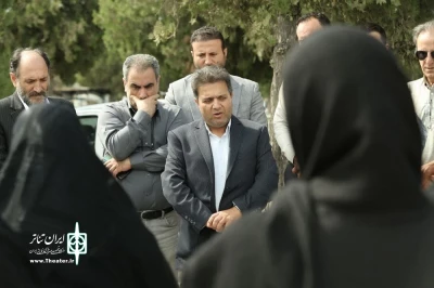 در اولین روز جشنواره صورت گرفت:

ادای احترام هنرمندان و گروه‌های نمایشی به شهدا و هنرمندان فقید تئاتر پارس آباد