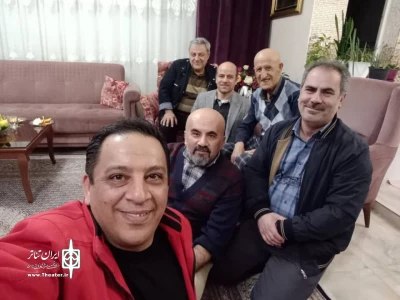 در آستانه عید نوروز:

پیشکسوت تئاتر اردبیل مورد تکریم قرار گرفت
