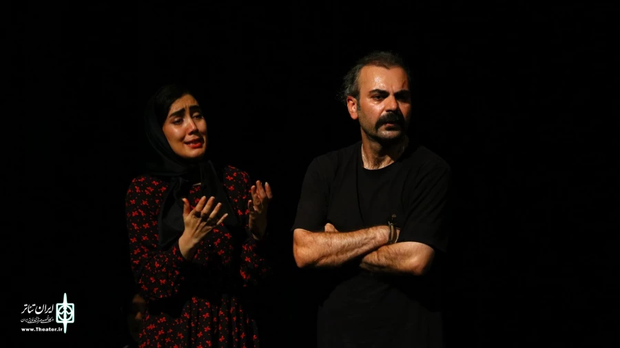اجرای نمایش «بیگانه در خانه» اردبیل، عکاس» محمد رضا باوفا